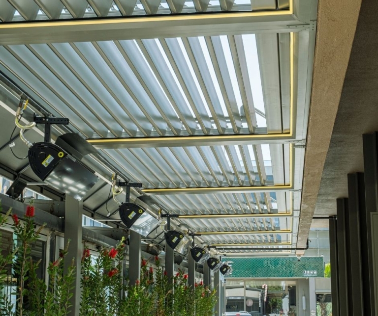 Skytech Pergola profile and panel detail